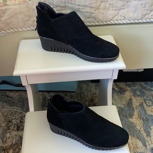 The Flexx black suede wedges, super comfy, never worn.